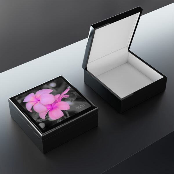 Jewelry/Keepsake Box featuring PRETTY IN PINKS | Exclusive Photography by Fevold Photography - Image 3