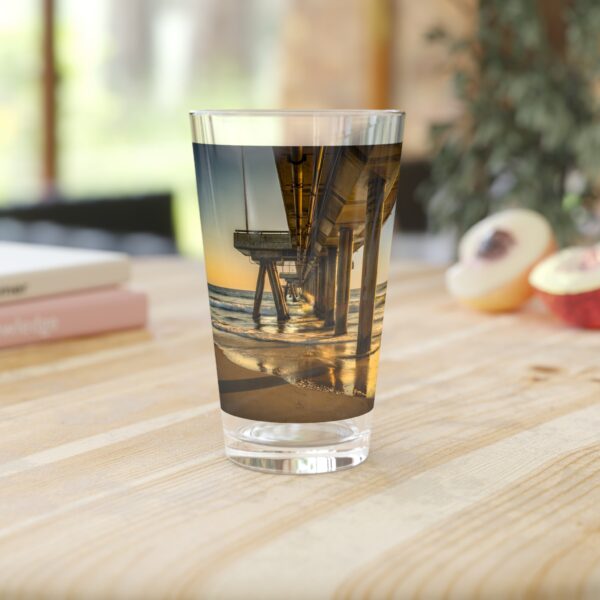 Pint Glass (16oz), Featuring GOLDEN HOUR AT VENICE BEACH | Exclusive photography by Fevold Photography - Image 4